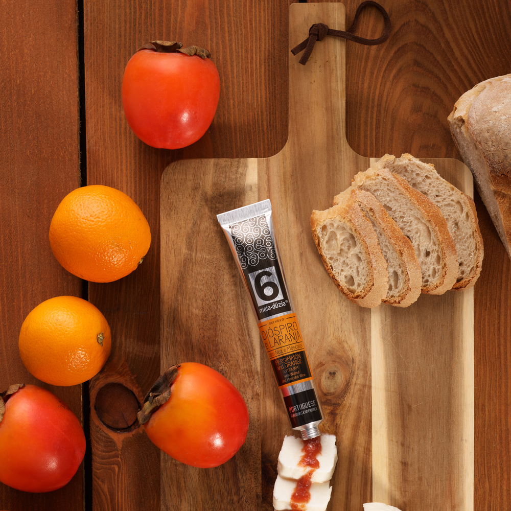 
                  
                    Mermelada Extra de Caqui y Naranja con Nuez y Moscatel
                  
                