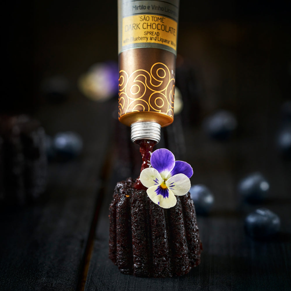 
                  
                    Crema de Chocolate Negro de São Tomé con Arándano y Vino Licoroso
                  
                