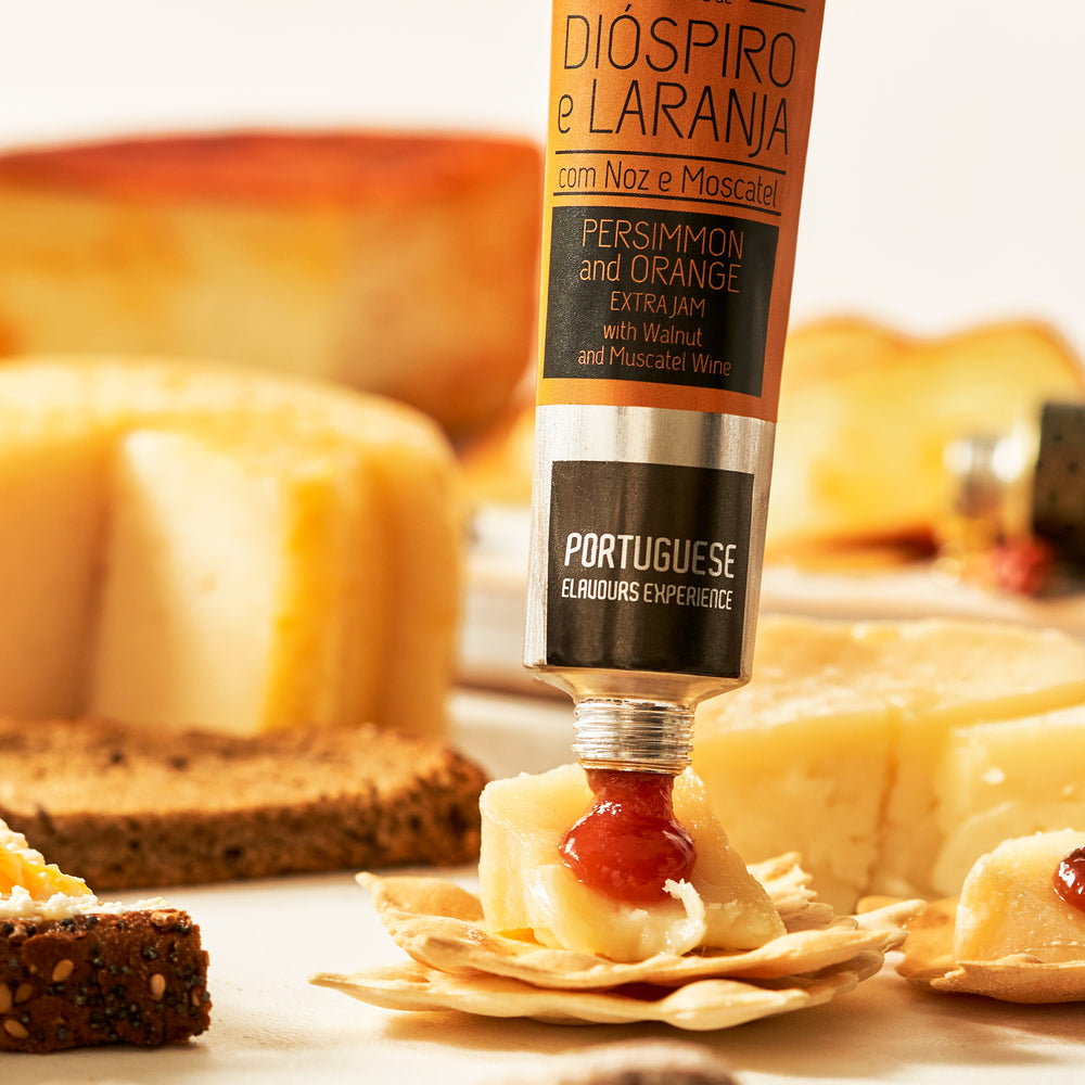 
                  
                    Mermelada Extra de Caqui y Naranja con Nuez y Moscatel
                  
                