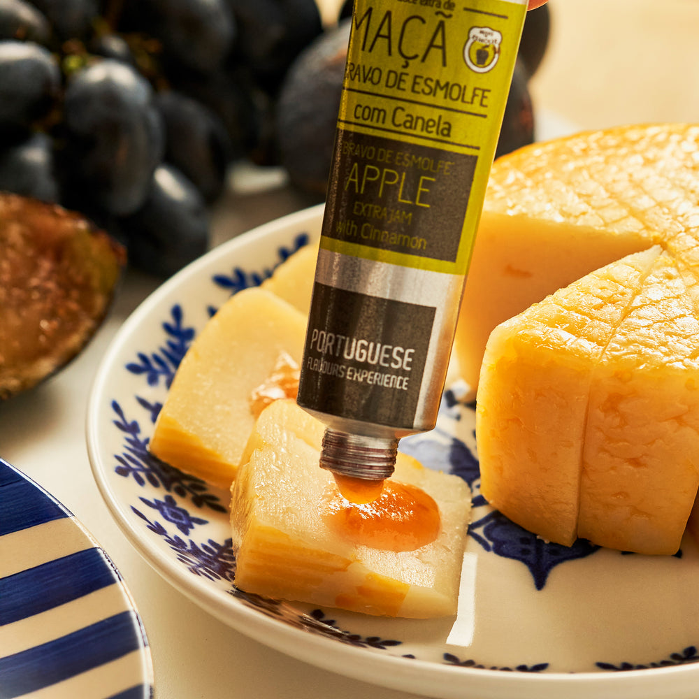 
                  
                    Mermelada Extra de Manzana Bravo de Esmolfe con Canela
                  
                