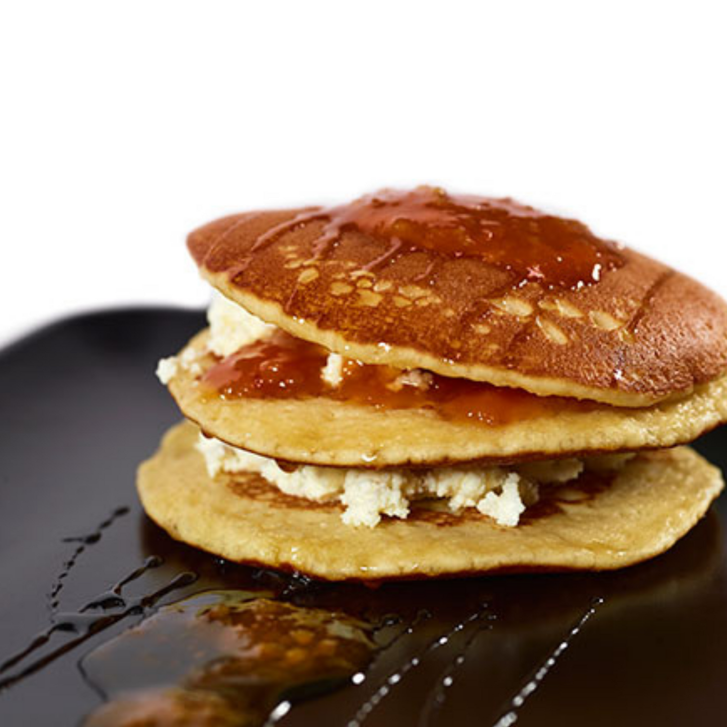 Panquecas com requeijão e doce de abóbora com amêndoas. Cabaz Feliz Aniversário | Experiência Gastronómica n. 3 | Personalizável. Sabores de Portugal num presente de aniversário gourmet que todos amam receber. meia.dúzia® Sabores de Portugal, prendas de aniversário gourmet