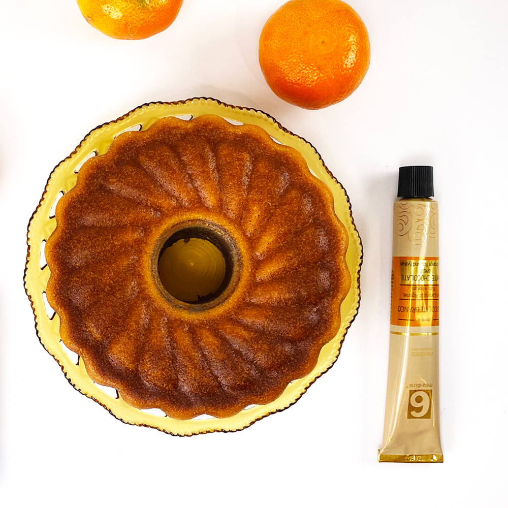 Bolo de laranja com recheio de Creme de Chocolate Branco com Laranja do Algarve, Yuzu & Iyokan meia.dúzia®