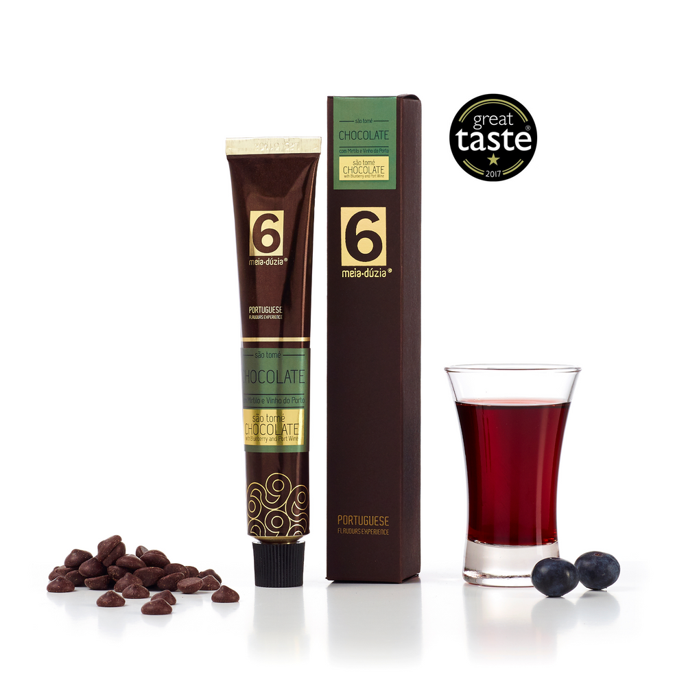 
                  
                    Creme de chocolate negro São Tomé com mirtilo e Vinho do Porto meia.dúzia® - sabores de Portugal
                  
                